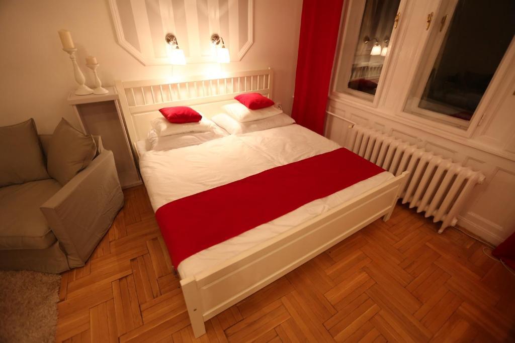D.Five Classic Luxury Apartment Budapest Bilik gambar